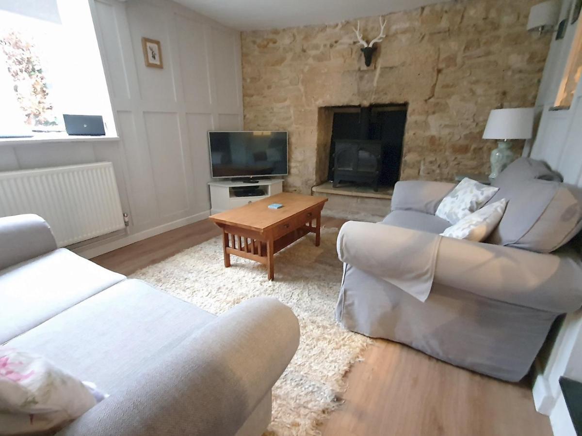Pass The Keys The Pippins A Cotswold Cottage And Garden Parking Stow-on-the-Wold Dış mekan fotoğraf