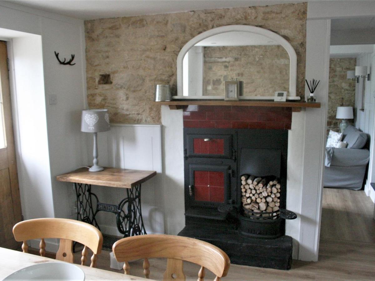 Pass The Keys The Pippins A Cotswold Cottage And Garden Parking Stow-on-the-Wold Dış mekan fotoğraf